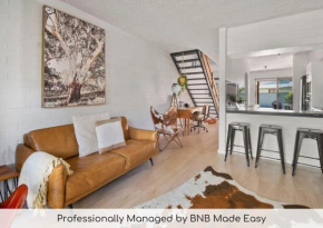 Luxury by the Lagoon - Water Views, 3 Mins to CBD
